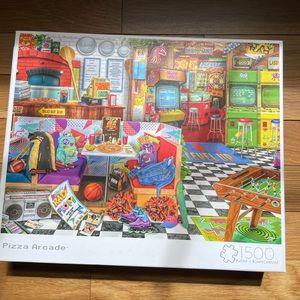 Buffalo 1500 piece puzzle Pizza Parlor !